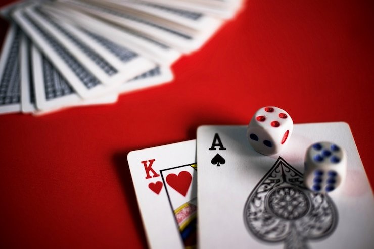 tokek live-dealer studio with professional lighting and multiple camera angles